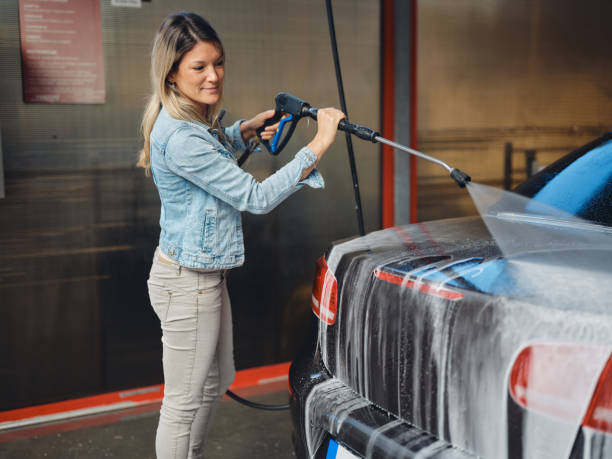 Why Choose Our Certified Pressure Washing Experts for Your Project Needs in Roseville, OH?